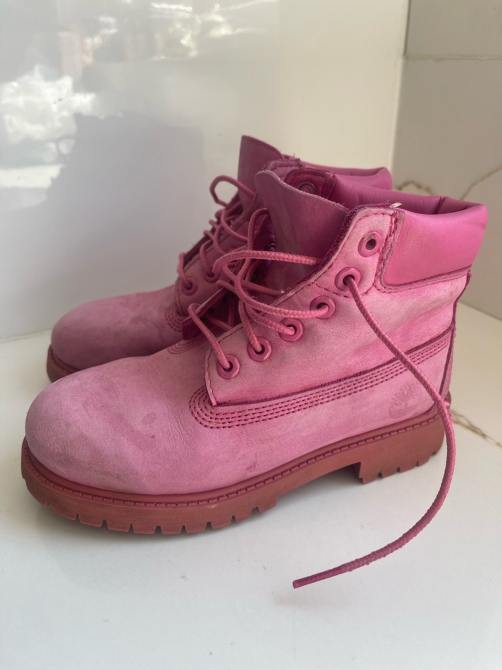 Timberland girls pink suede boots 13